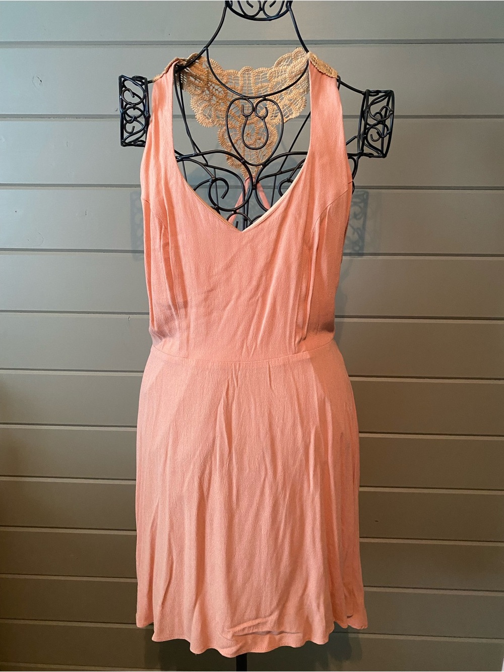 Solemio Coral Pink V-Neck crochet back detail Mini Dress